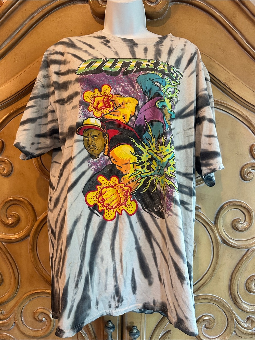 Graphic Tie-Dye Tee - Gray & White